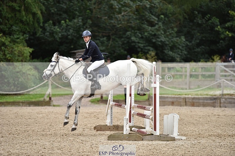 240802-105604-01018 - 80cm Round 1