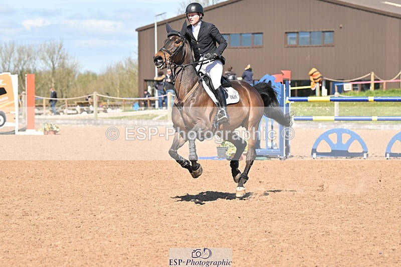 240418A-114949-02702 - Cls 5, 2 Star Medium Tour 1.35m