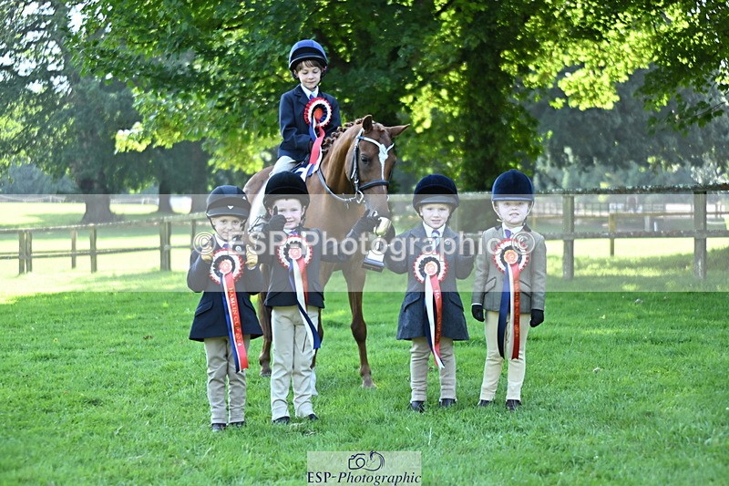 240729B-101118-02008 - Hamlin Cup and Group Photos
