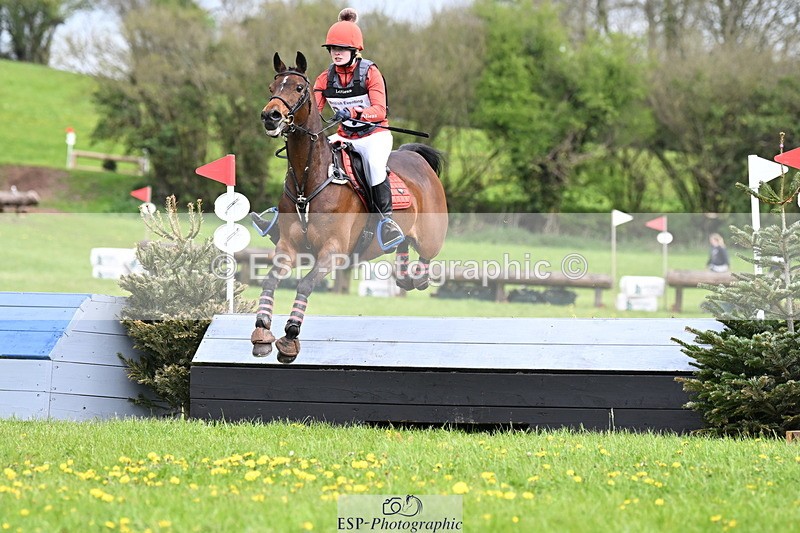 250419-145007-12549 - 808-Chloe.Morgan-SANDBANK.MAGIC.MOMENT