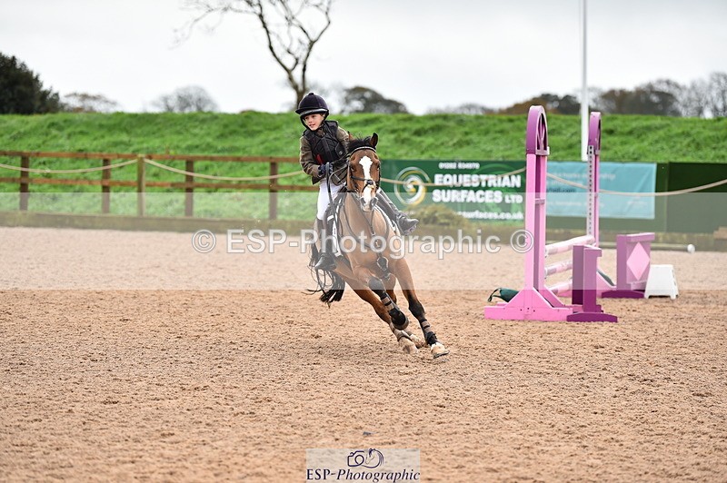 231118A-103702-01134 - Cls 18+19 Club and Schools 70cm