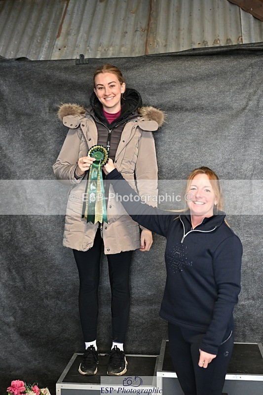 260213-130240-00709 - Cls 7 FEI Inter I Silver Presentations