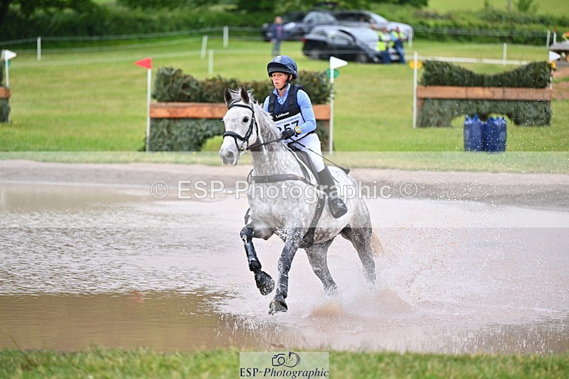 250524A-125506-10731 - B-357-Rosalind.Canter-ARMSCOTE.EXPLORER