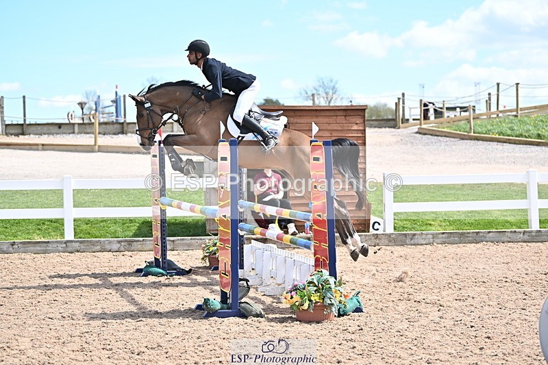 240418A-133703-03534 - Cls 13, 1 Star Bronze Tour 1.10m