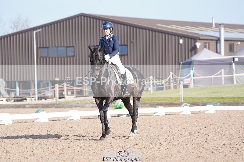 250403-090740-00118 - 003-Abbie.Newbury-Seagry.Firstamour