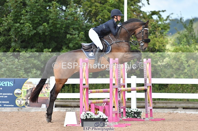 240727A-100653-03306 - Cls 20 Snr British Novice and 90cm Open
