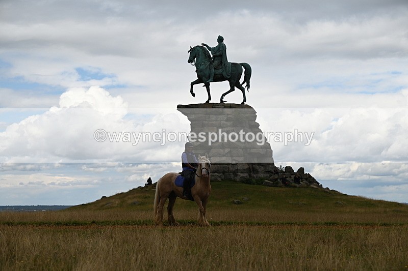 DSC_9547 - Time at Statue 15:11 to 15:58