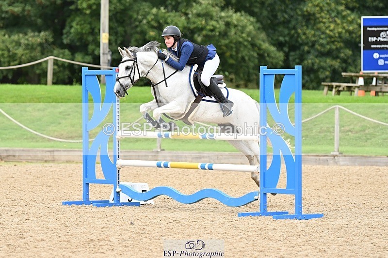 230930-123151-00504 - Cls 5 Pony Foxhunter & 1.10m Open