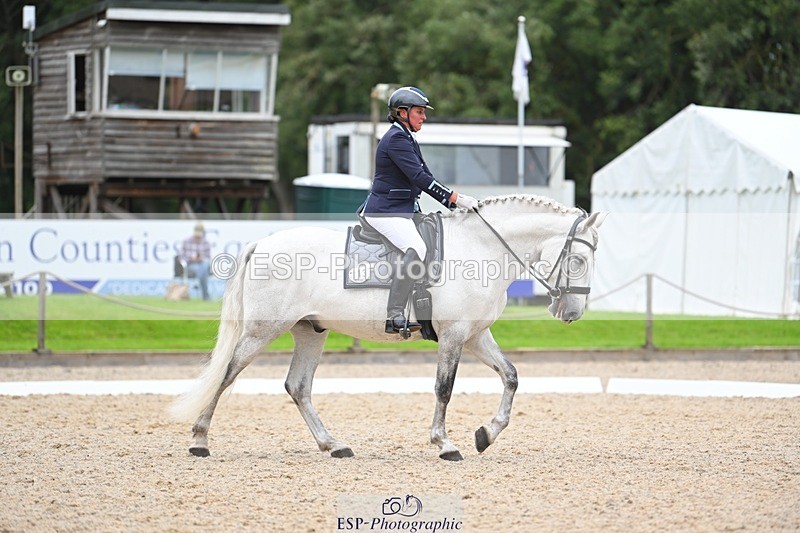 230813-173257-08696 - Cls 14 Medium Silver 16.45 to End