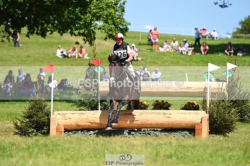 230527-142436-09775 - 326-GULLITH-Emily_Lochore-XC
