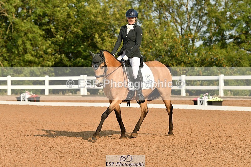 250817-090709-06758 - 065-Nicky.TurriffMyshall.Robby