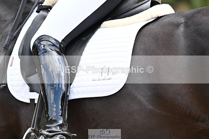 250808A-142926-00909 - 011-Helen.JamesDecadent