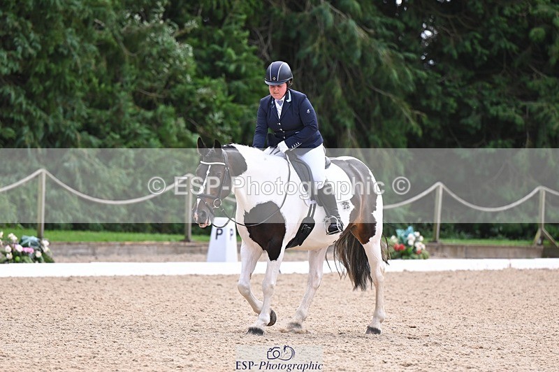 240809-115315-00623 - 228-Lauren.Picknett-Bonnie.V