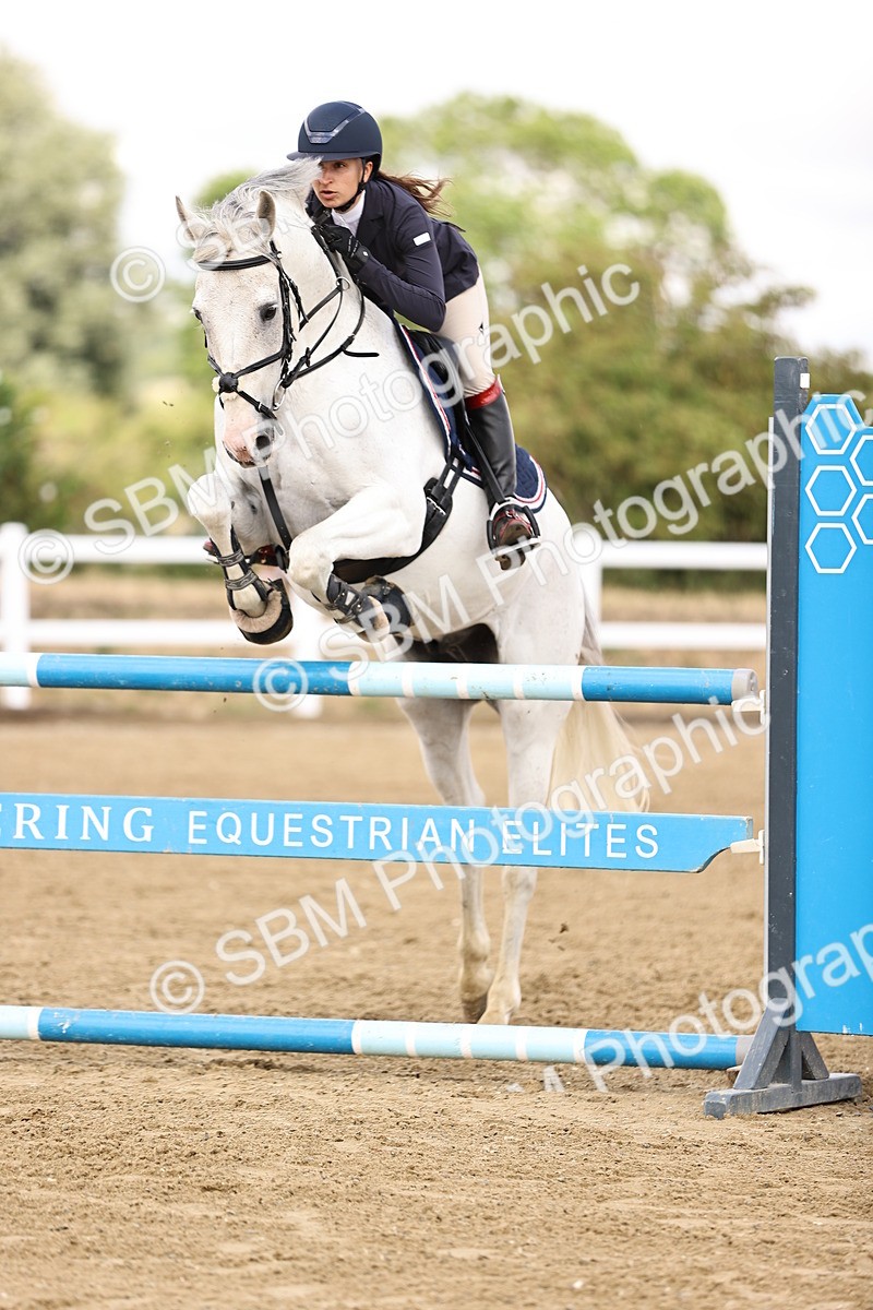 SBM_026801 - Class 13 - Senior Newcomers - 1.10m