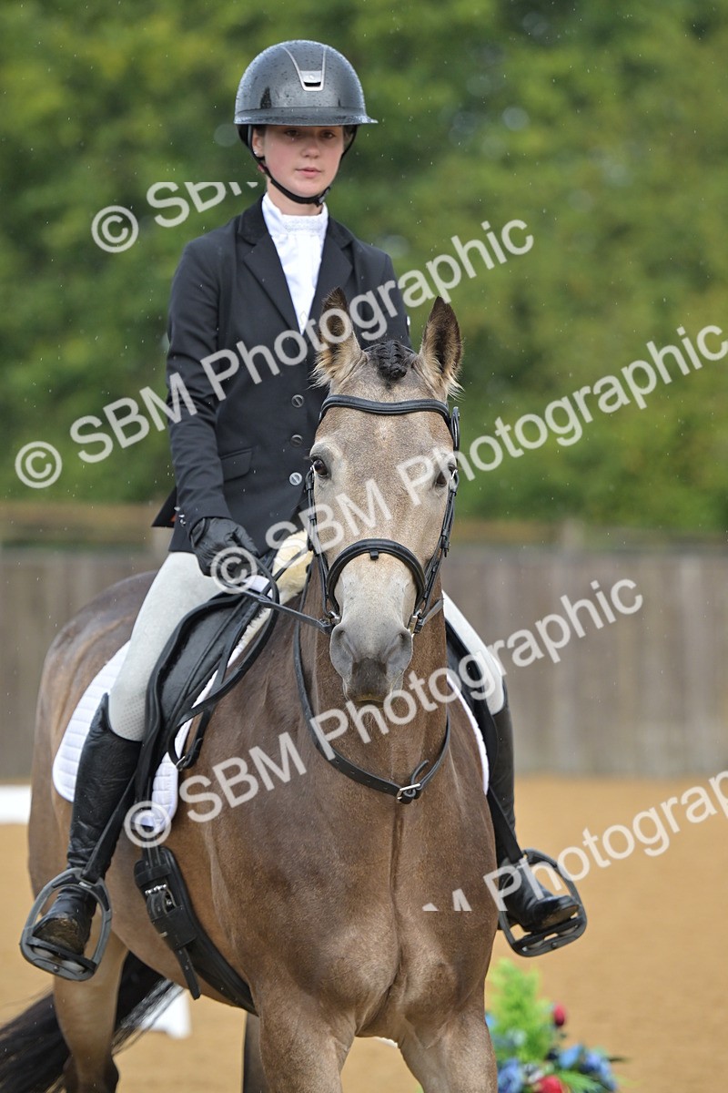 SBM_00481 - D2 - Small Tour Championship Intro 2