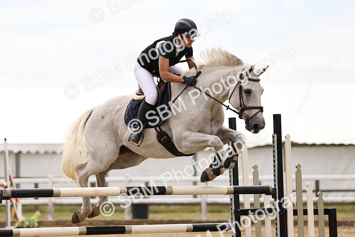 SBM_010508 - Class 9 - Senior Foxhunter - 1.20m Open