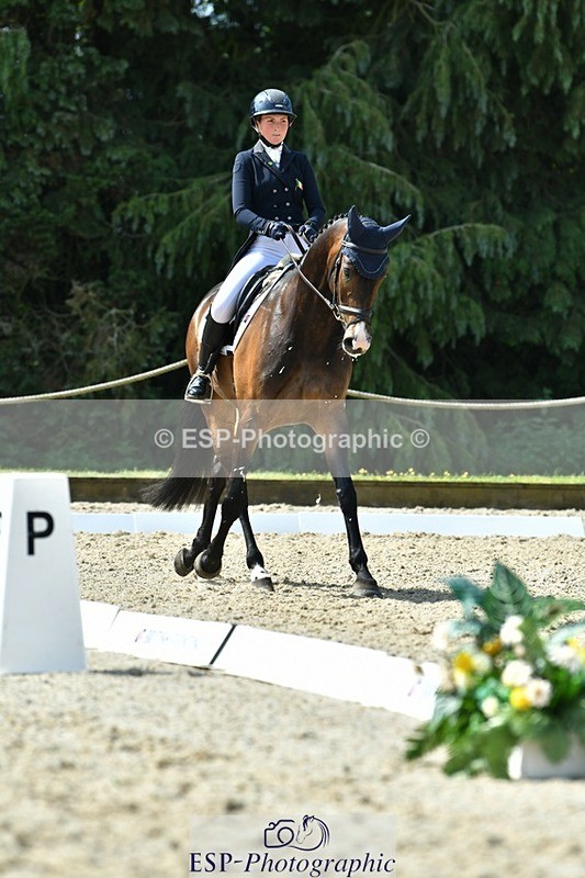 230525-105155-03996 - 416-CLEVER_TRICK-Susie_Berry-DR