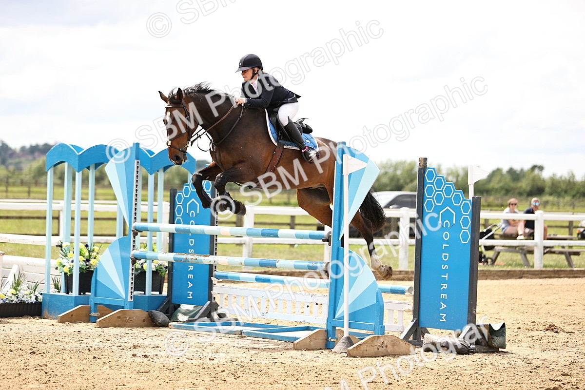 SBM_003091 - Class 11 - Senior Newcomers - 1.10m