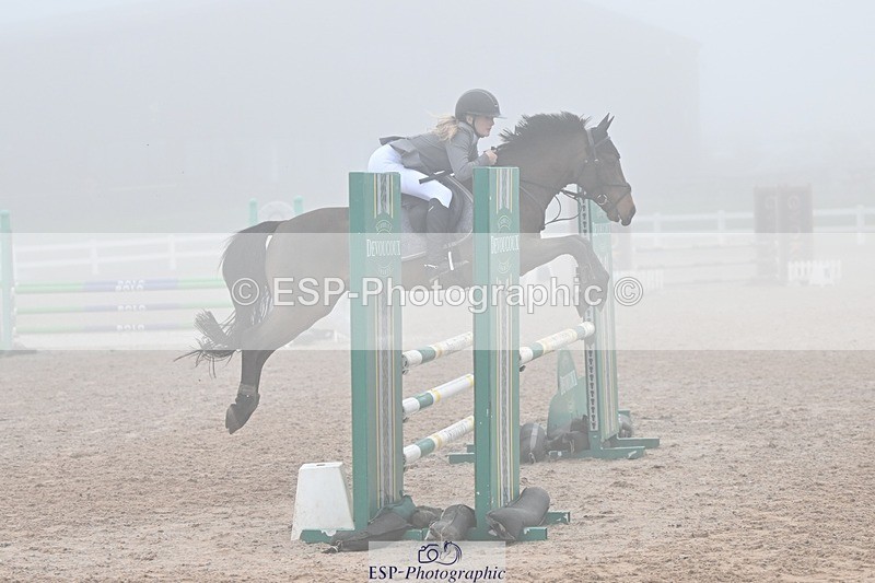 251115-111106-00203 - Cls 8 Pony Discovery and 90cm Open