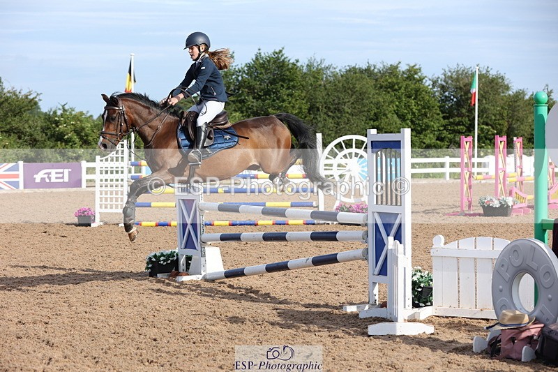 240629A-081629-02485 - Cls 16 British Novice and 80cm Open
