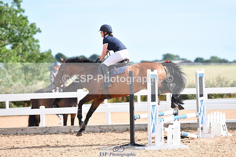 230718A-165708-00184 - 70cm