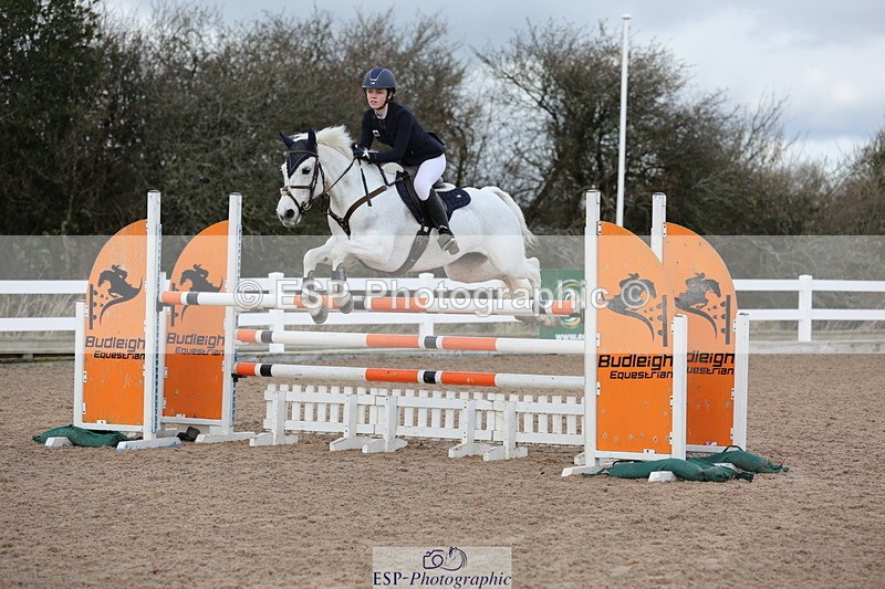 240211A-132335-03084 - Cls 9+10 Junior 1.15m, 1.20m and 1.25m