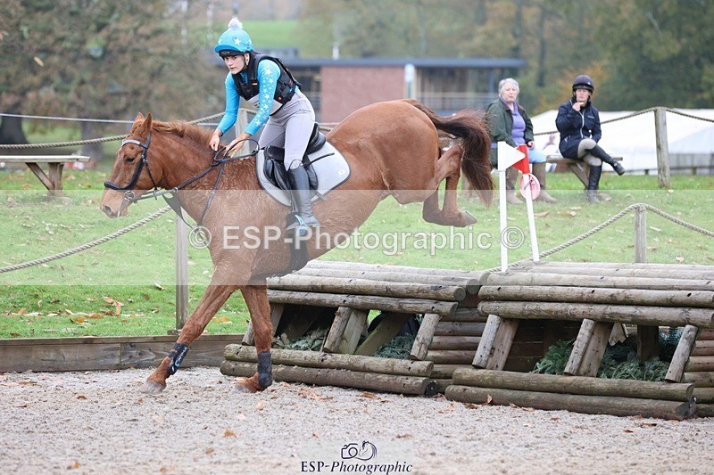 231118-140819-02148 - Cls 3 90cm