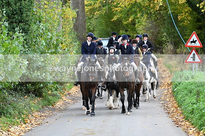 WJ7_7304 - Walk Home..