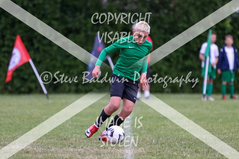 1DX32614 - The Croft V Tregoze