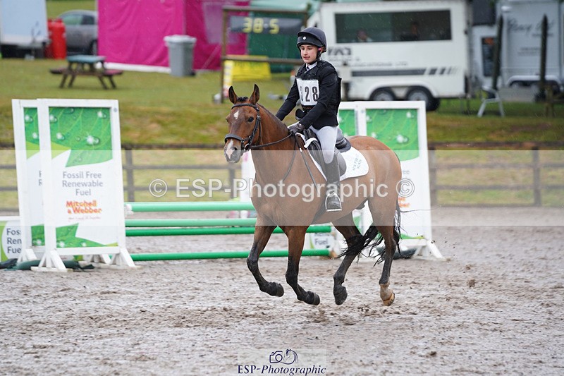 240824X-093640-22403 - 70cm Round 1 9.30 to 11.10