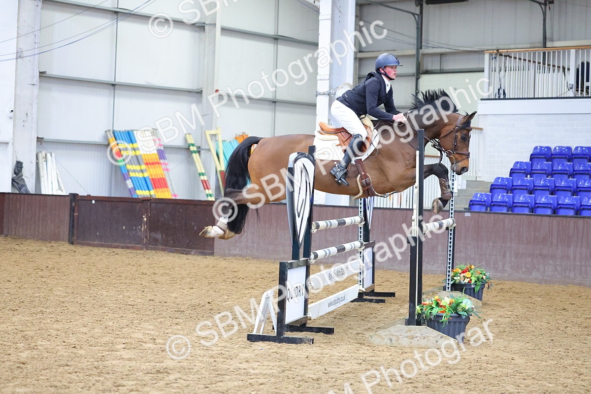 SBM_003085 - Class 8 - Senior Newcomers - 1.10m