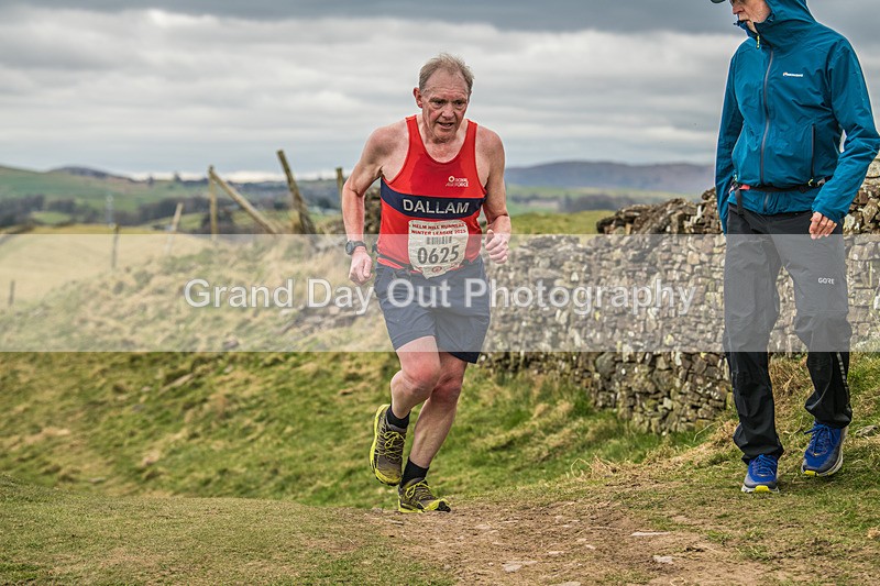 Helm Hill -841 - Kendal Winter League Helm Hill Fell Races (Under 13/15/17 & Seniors) Sunday 16th March 2025
