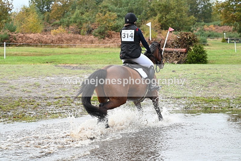 WJ7_4800 - 100cm Cam 2 Water Time 15:09 to 15:20