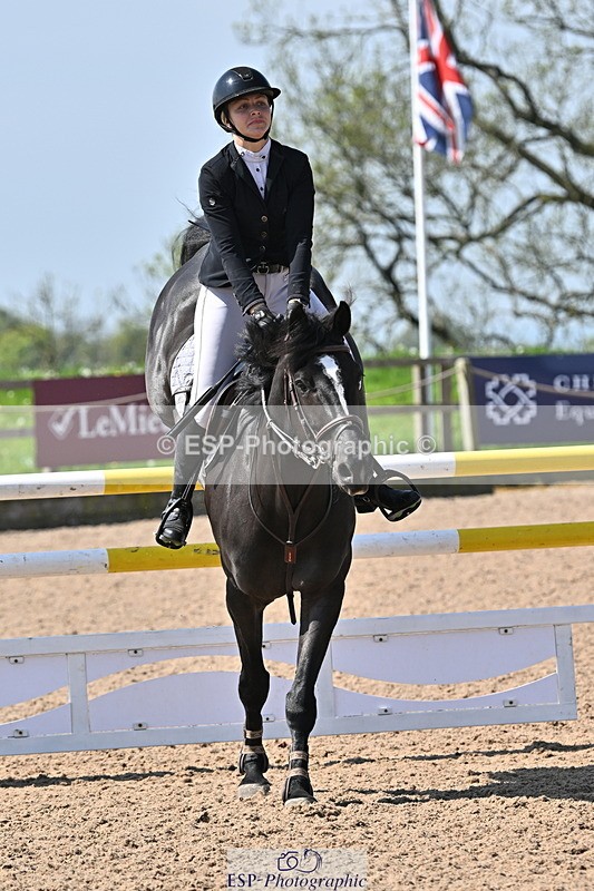 240509A-111610-01093 - Cls 9 Snr 1.20m Open