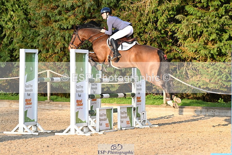 250322A-171908-03743 - Cls 14 Snr Fox & 1.20m Open