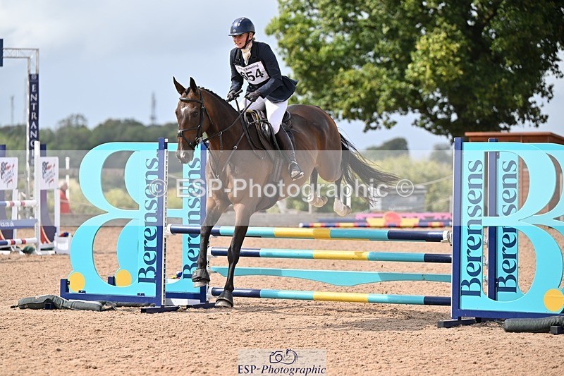 250831-134038-10053 - N-654-Georgina.Symes