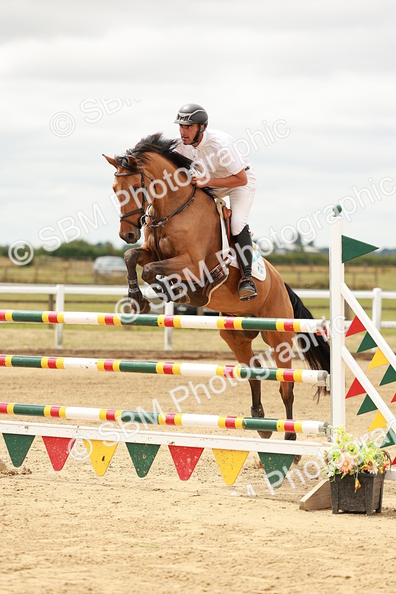 SBM_017616 - Class 21 - Senior Newcomers Championship 2d Rd