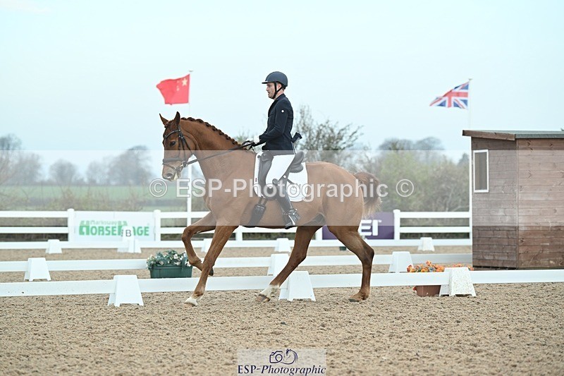 250403-085215-00435 - 034-Alejandro.Farina-Davian.Hit