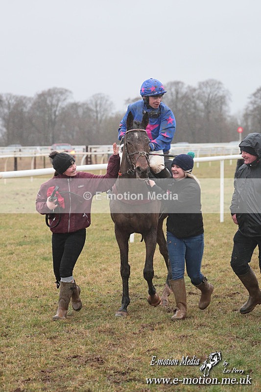 PtP 260125 613 - Cocklebarrow Point-to-Point racing with the Heythrop Hunt 26/01/25