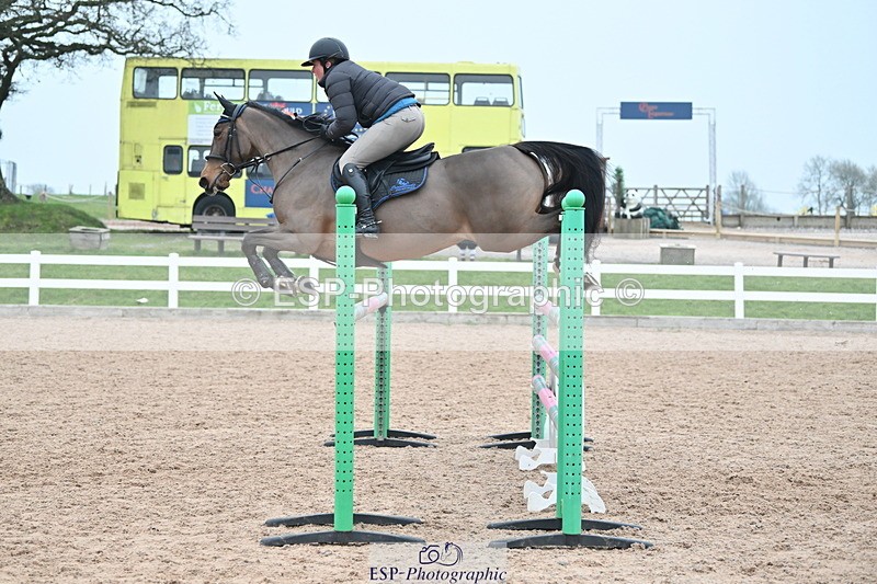 240113A-143757-02405 - Cls 13 Foxhunter and 1.20m Open