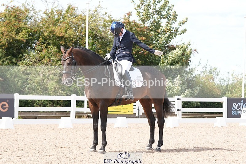 250906-134546-03384 - 113-Nicole.JahanshahiVirtual.Attraction