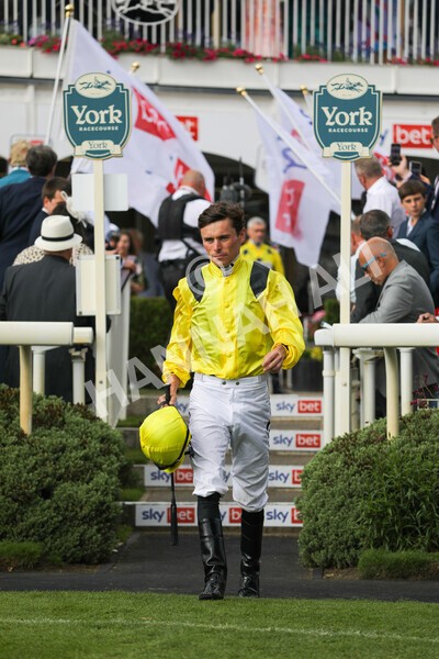 yr20082022r4-40 - Race 4 3.35pm Sky Bet Ebor