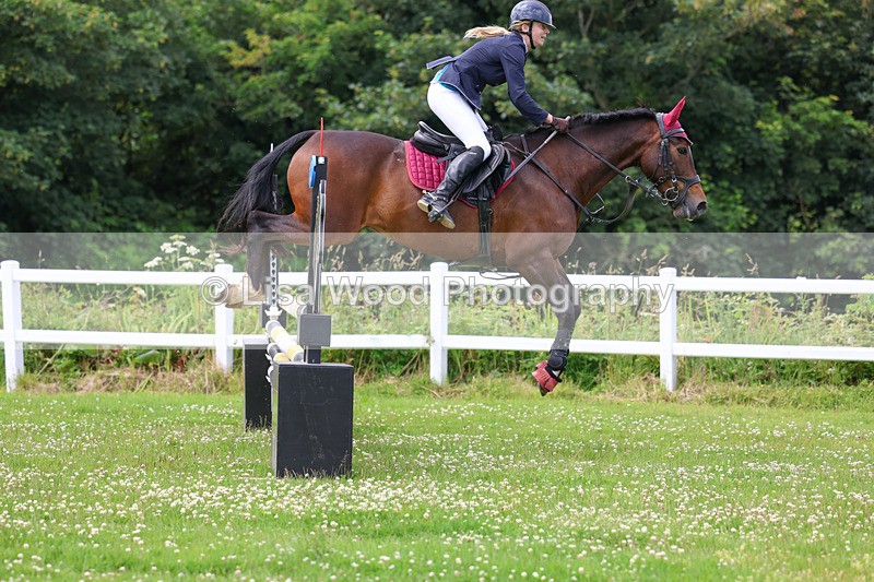 3E7A3586 - Class 6: Hawkins Motors Senior 1.00m Derby