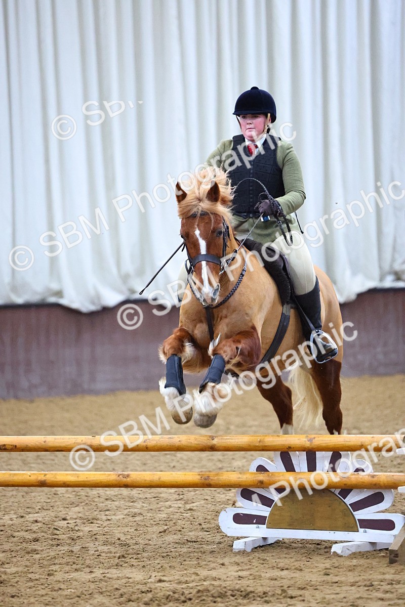 SBM_003094 - Class 35 - 60cm Training Stakes