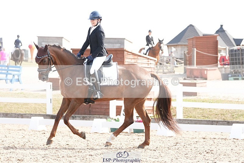 250817-102242-08329 - 132-Claire.GettinbyHeadmore.Dramatica