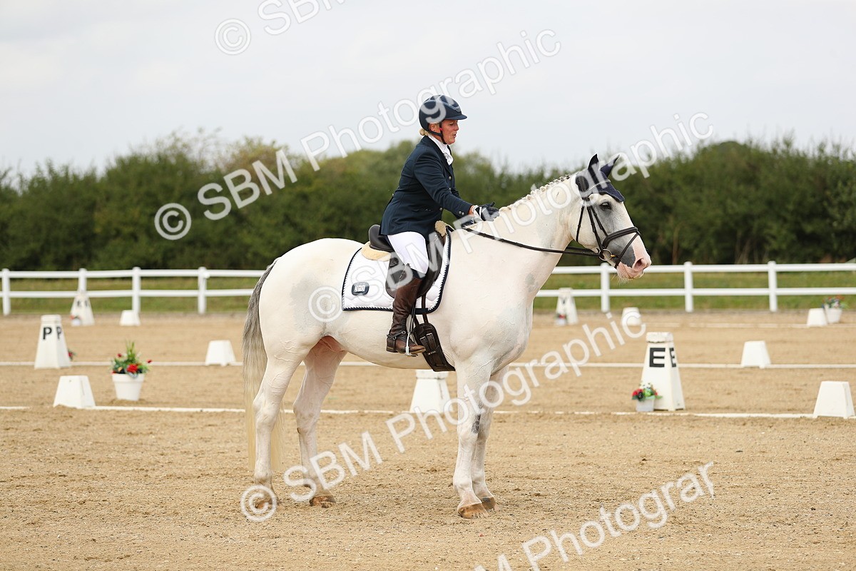 SBM_017639 - Class 13 - Novice 23 - 14.27-15.16