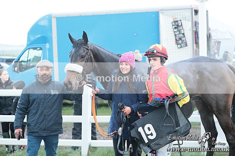 PtP 230324 1051 - Tedworth Hunt PtP Larkhill Raccourse 23rd March 2024