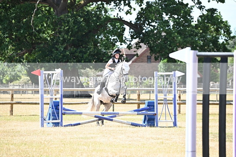 WJ6_5848 - Class 13 Novice 60cm