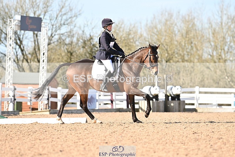 240324A-153843-04518 - Novice 28, 15.33 to 16.15