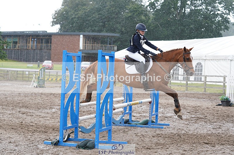 240824X-121958-23966 - 80cm Round 1 12.00 to 13.00